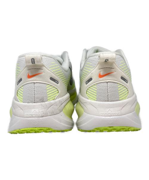 NIKE（ナイキ）NIKE (ナイキ) ボメロ 18 ジュニア ロード ランニングシューズ ホワイト×グリーン サイズ:26の古着・服飾アイテム