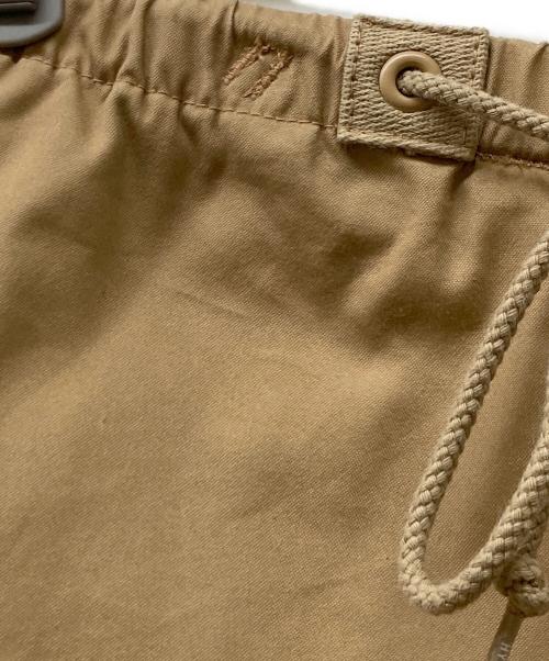 HYKE（ハイク）HYKE (ハイク) M-51 TYPE SHELL PANTS ベージュ サイズ:SIZE Mの古着・服飾アイテム
