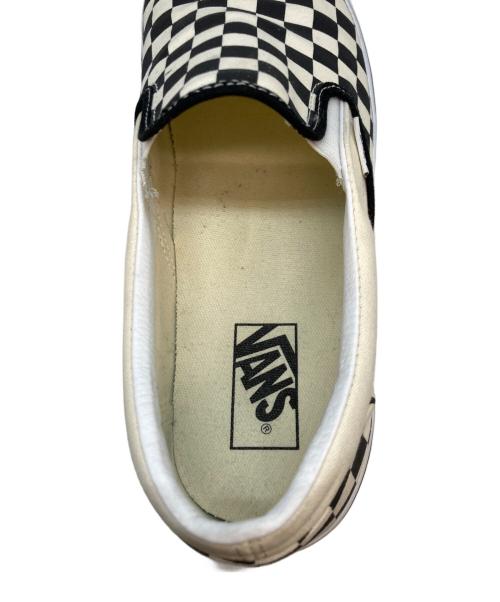VANS（ヴァンズ）VANS (ヴァンズ) ローカットスニーカー ホワイト×ブラック サイズ:29の古着・服飾アイテム
