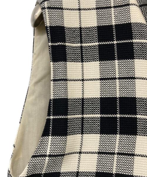 &ellecy（アンドエルシー）&ellecy (アンドエルシー) チェックベスト アイボリー×ブラック サイズ:sizeMの古着・服飾アイテム
