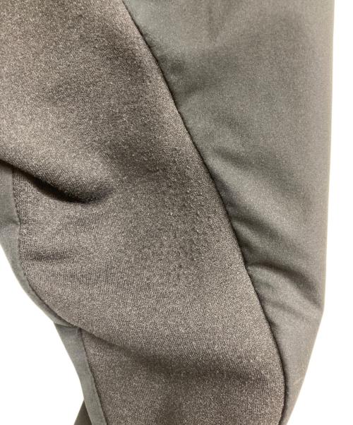 NEUTRALWORKS（ニュートラルワークス）NEUTRALWORKS (ニュートラルワークス) インサレーションフーディー ブラック サイズ:Mの古着・服飾アイテム