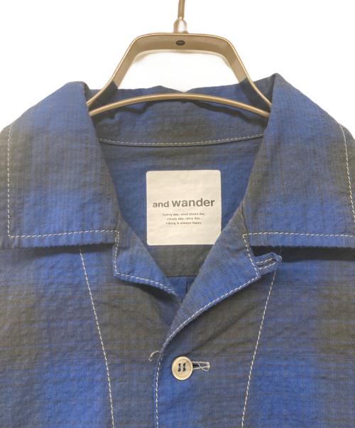 and wander（アンドワンダー）and wander (アンドワンダー) dry check open shirt/ドライチェックオープンシャツ ブルー×ブラック サイズ:Sの古着・服飾アイテム