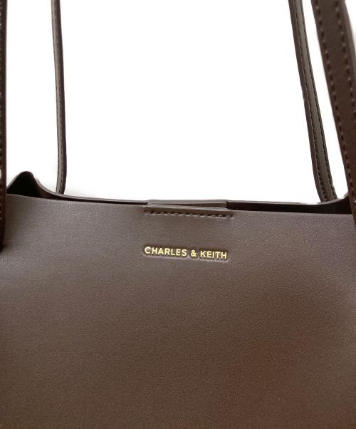 CHARLES & KEITH（チャールズアンドキース）CHARLES & KEITH (チャールズアンドキース) カルラ トートバッグ エスプレッソブラウンの古着・服飾アイテム