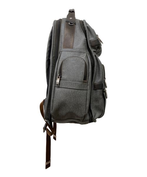 TUMI（トゥミ）TUMI (トゥミ) ALPHA2 T-Pass ビジネスリュック グレーの古着・服飾アイテム