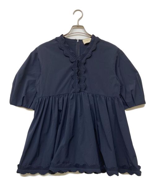 UNITED ARROWS TOKYO（ユナイテッドアローズトウキョウ）UNITED ARROWS TOKYO (ユナイテッドアローズトウキョウ) タック フリルVネック ハーフスリーブ ブラウス ネイビー サイズ:FREEの古着・服飾アイテム