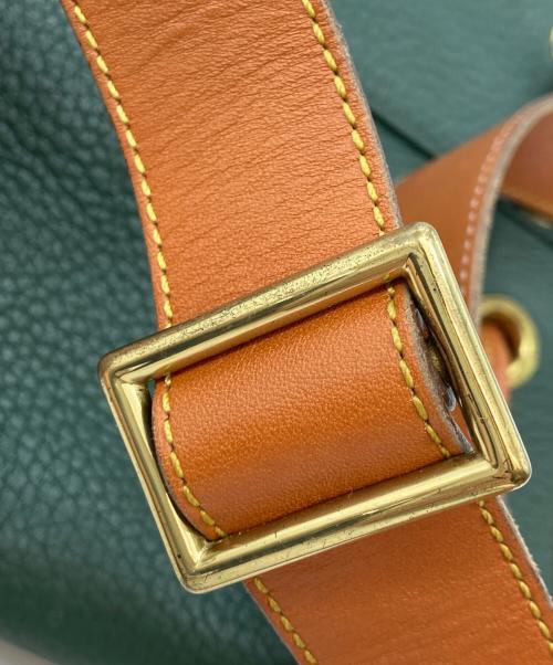 DOONEY&BOURKE（ドゥーニーアンドバーク）DOONEY&BOURKE (ドゥーニーアンドバーク) USA製アヒルロゴシボレザーフリンジショルダーバッグ グリーンの古着・服飾アイテム