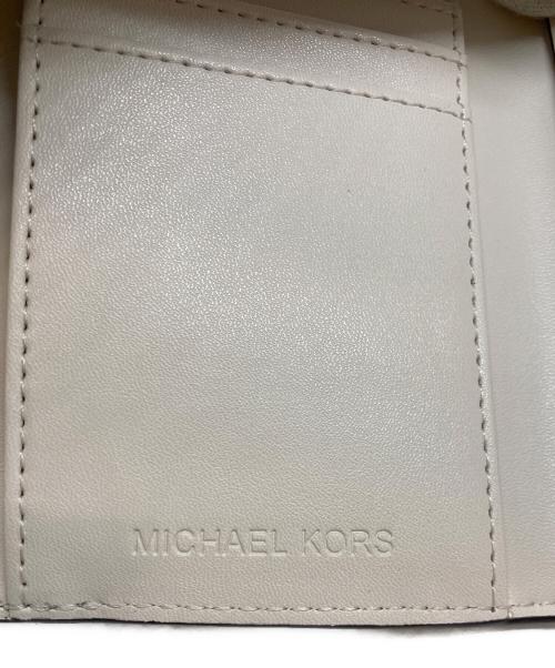 MICHAEL KORS（マイケルコース）MICHAEL KORS (マイケルコース) 3つ折り財布 アイボリーの古着・服飾アイテム