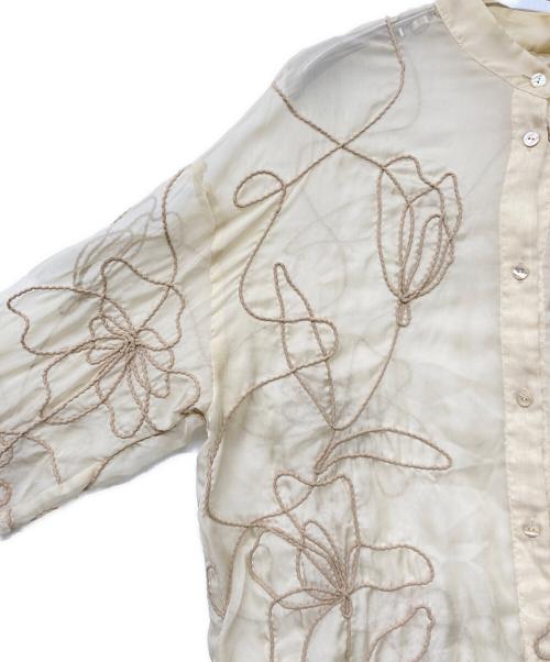 Ameri（アメリ）AMERI (アメリ) 花柄シアーシャツ ベージュ サイズ:SIZE Freeの古着・服飾アイテム
