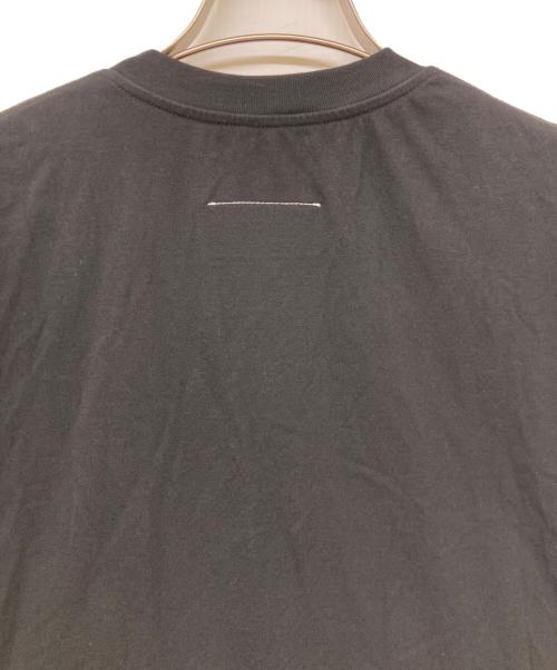 MM6 Maison Margiela（エムエムシックスメゾンマルジェラ）MM6 Maison Margiela (エムエムシックスメゾンマルジェラ) Signature Patch Tee（シグネチャーパッチ ティー） ブラック サイズ:SIZE Lの古着・服飾アイテム