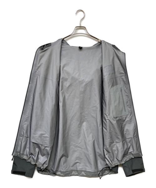 ARC'TERYX（アークテリクス）ARC'TERYX (アークテリクス) BETA JACKET（ベータジャケット） グレー サイズ:SIZE XXLの古着・服飾アイテム