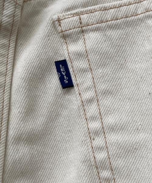 LEVI'S（リーバイス）LEVI'S (リーバイス) BLUETAB SHANKジーンズ アイボリー サイズ:SIZE W26×L30の古着・服飾アイテム