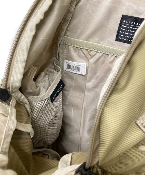 THULE（スーリー）THULE (スーリー) All Trail Daypack 18L カーキ 未使用品の古着・服飾アイテム