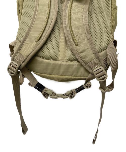 THULE（スーリー）THULE (スーリー) All Trail Daypack 18L カーキ 未使用品の古着・服飾アイテム