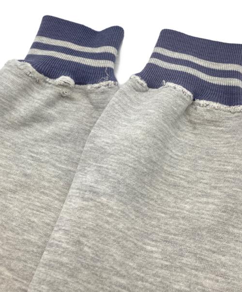 Champion REVERSE WEAVE（チャンピオン リバース ウィーブ）Champion REVERSE WEAVE (チャンピオン リバース ウィーブ) 90s前期ヴィンテージUSA製ロゴ刺繍スウェット グレー サイズ:Lの古着・服飾アイテム
