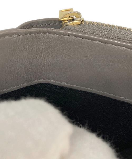 Saint Laurent Paris（サンローランパリ）Saint Laurent Paris (サンローランパリ) YSLロゴ レザー コンパクト ミニ ウォレット グレージュの古着・服飾アイテム