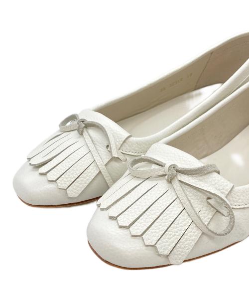 Le Talon（ル タロン）Le Talon (ル タロン) レザーキルトタッセルフラット ホワイト サイズ:SIZE 23cmの古着・服飾アイテム