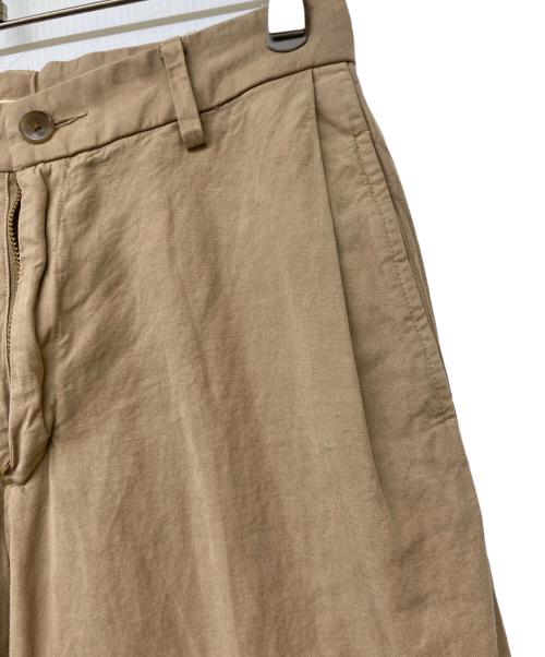 MUSE de Deuxieme Classe（ミューズ ドゥーズィエム クラス）MUSE de Deuxieme Classe (ミューズ ドゥーズィエム クラス) FIBRY TUCK PANTS/ファイブリー タック パンツ ベージュ サイズ:38の古着・服飾アイテム