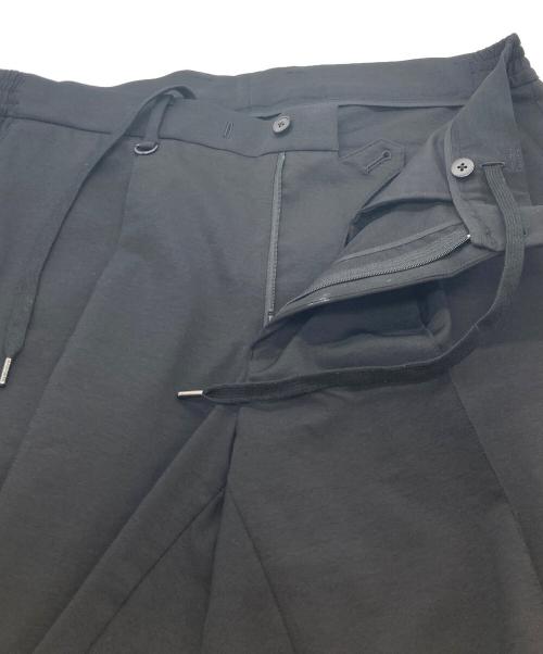 MOBV（モーヴ）MOBV (モーヴ) フレックスモーショントラベルスラックス Type2 スリムフィット ブラック サイズ:50の古着・服飾アイテム