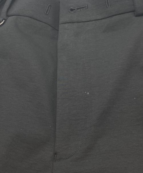 MOBV（モーヴ）MOBV (モーヴ) フレックスモーショントラベルスラックス Type2 スリムフィット ブラック サイズ:50の古着・服飾アイテム