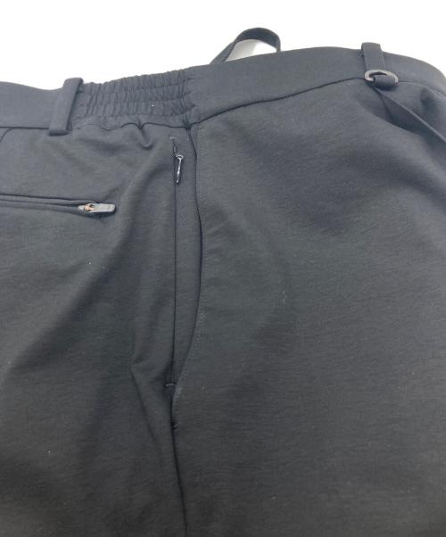 MOBV（モーヴ）MOBV (モーヴ) フレックスモーショントラベルスラックス Type2 スリムフィット ブラック サイズ:50の古着・服飾アイテム