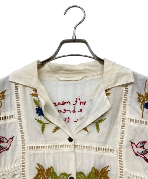 TODAYFUL（トゥデイフル）TODAYFUL (トゥデイフル) 25SS Embroidery Patchwork Shirts/エンブロイダリー パッチワーク シャツ アイボリー サイズ:Freeの古着・服飾アイテム