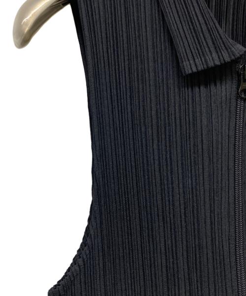 PLEATS PLEASE（プリーツプリーズ）PLEATS PLEASE (プリーツプリーズ) プリーツジップベスト ブラック サイズ:SIZE Lの古着・服飾アイテム
