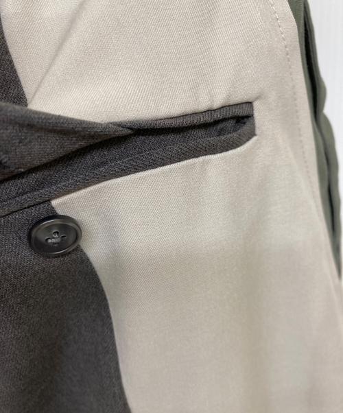 AULA AILA（アウラアイラ）AULA AILA (アウラアイラ) 25AW WAVE LINE DRAWSTRING PANTS/ウェーブ ライン ドローストリング パンツ ベージュ×グレー×オリーブの古着・服飾アイテム