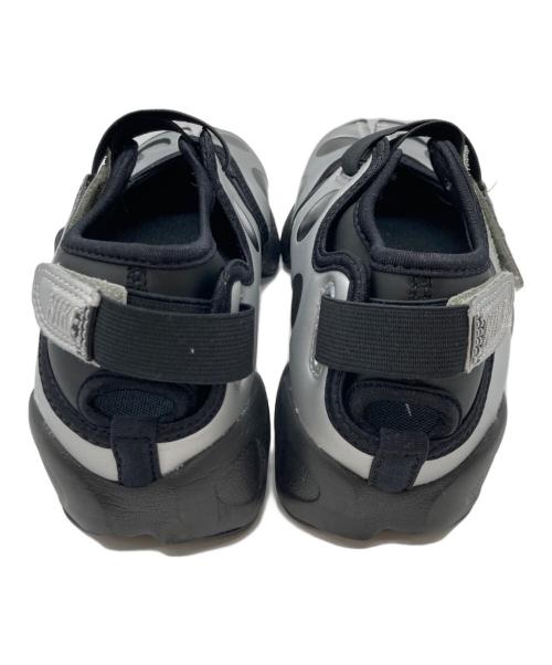 NIKE（ナイキ）NIKE (ナイキ) AIR RIFT BLACK/BLACK-METALLIC SILVER(エア リフト ブラック／ブラックーメタリック シルバー) シルバー×ブラック サイズ:SIZE23㎝の古着・服飾アイテム