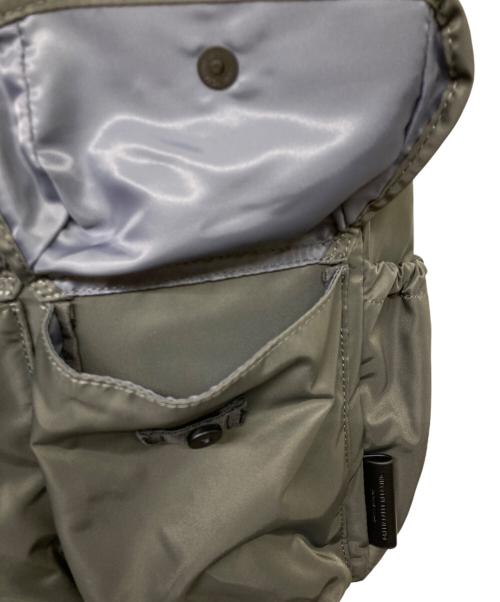 green label relaxing（グリーンレーベルリラクシング）green label relaxing (グリーンレーベルリラクシング) ダブル フラップバックパック グレーの古着・服飾アイテム