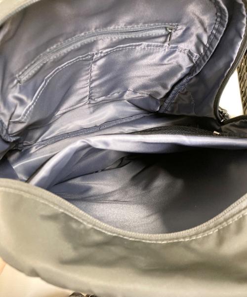green label relaxing（グリーンレーベルリラクシング）green label relaxing (グリーンレーベルリラクシング) ダブル フラップバックパック グレーの古着・服飾アイテム