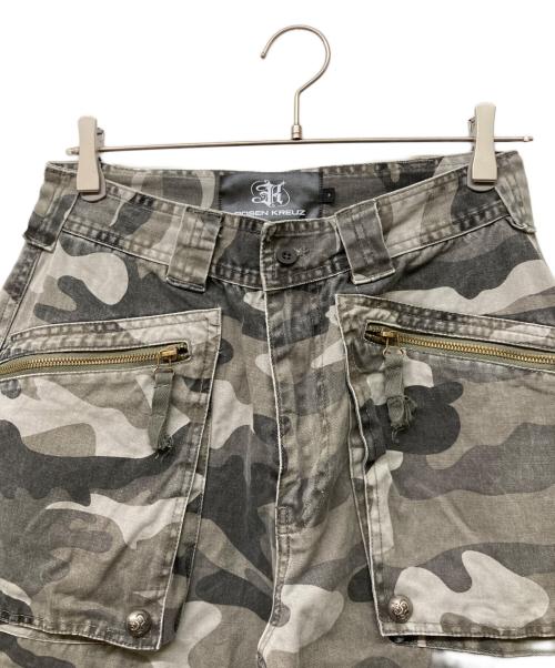 rosen kreuz（ローゼンクロイツ）rosen kreuz (ローゼンクロイツ) camouflage cargo pants/カモフラージュカーゴパンツ グレー サイズ:sizeMの古着・服飾アイテム