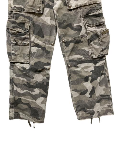 rosen kreuz（ローゼンクロイツ）rosen kreuz (ローゼンクロイツ) camouflage cargo pants/カモフラージュカーゴパンツ グレー サイズ:sizeMの古着・服飾アイテム