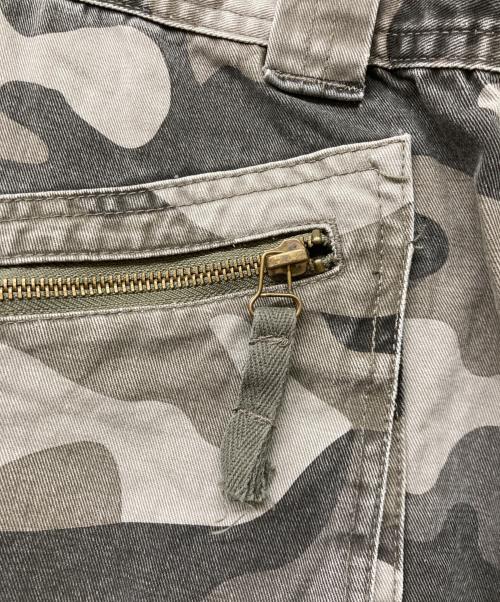 rosen kreuz（ローゼンクロイツ）rosen kreuz (ローゼンクロイツ) camouflage cargo pants/カモフラージュカーゴパンツ グレー サイズ:sizeMの古着・服飾アイテム