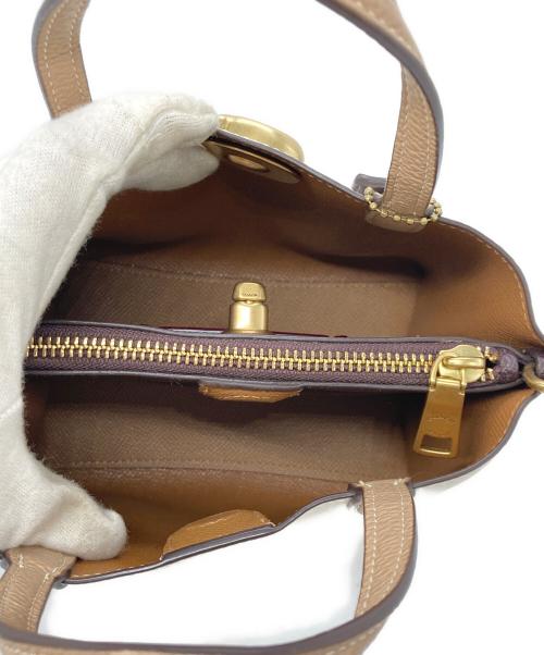 COACH（コーチ）COACH (コーチ) ウィロウ トート バッグ 18 アイボリーの古着・服飾アイテム