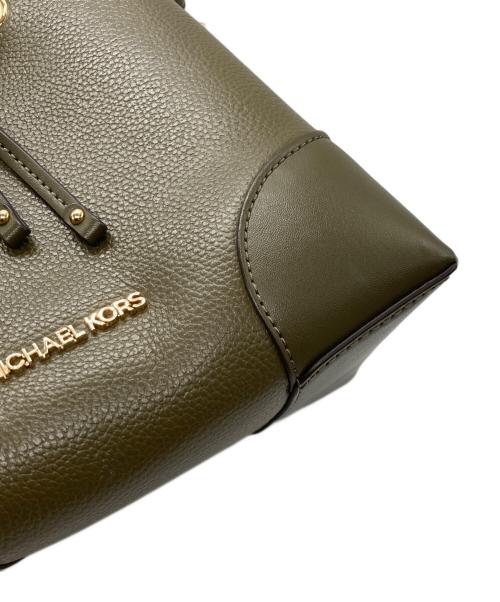 MICHAEL KORS（マイケルコース）MICHAEL KORS (マイケルコース) バケットバッグ オリーブの古着・服飾アイテム