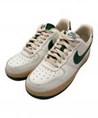 NIKEナイキ）の古着「WMNS AIR FORCE 1 '07 LV8 SAIL/GORGE GREEN-SESAME-PEARL WHITE」｜ホワイト×グリーン
