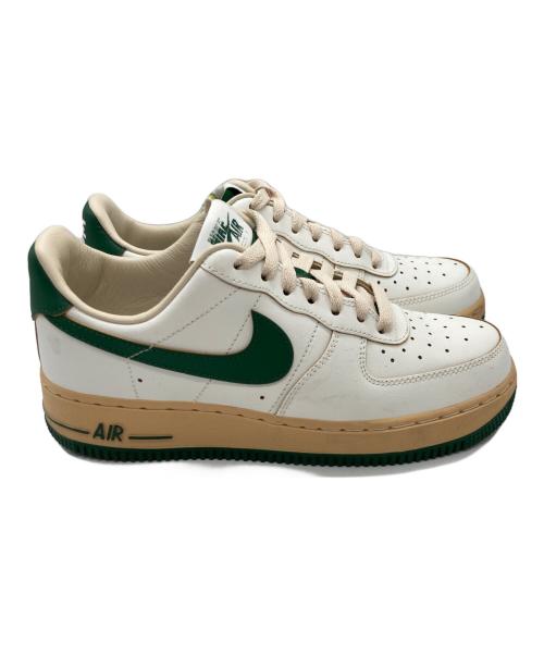 NIKE（ナイキ）NIKE (ナイキ) WMNS AIR FORCE 1 '07 LV8 SAIL/GORGE GREEN-SESAME-PEARL WHITE ホワイト×グリーン サイズ:24.5の古着・服飾アイテム