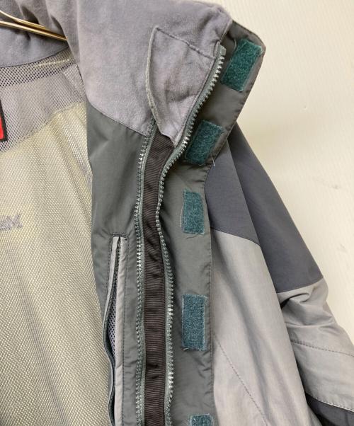 MARMOT（マーモット）Marmot (マーモット) ロゴ刺繍シェルジャケット グレー サイズ:Lの古着・服飾アイテム