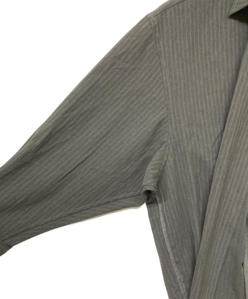 CODA（コーダ）CODA WOOL POLY 2IN1 DOPUBLE LAYERED REVERSIBLE HYBRUD SHIRT/ウール ポリ ツーインワン ダブル レイヤード リバーシブル ハイブリッド シャツ グレー サイズ:S 未使用品の古着・服飾アイテム