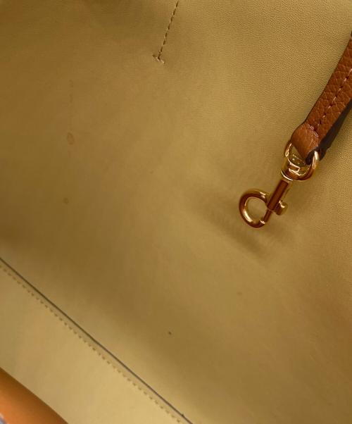 TORY BURCH（トリーバーチ）TORY BURCH (トリーバーチ) ブレイクセンタージップトートバッグ ベージュの古着・服飾アイテム