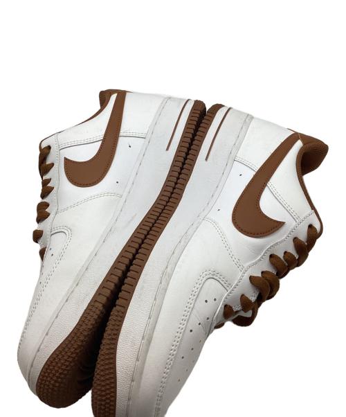 NIKE（ナイキ）NIKE (ナイキ) AIR FORCE 1 '07（エア フォース ワン ゼロセブン） ホワイト・ピーカンブラウン サイズ:SIZE 27.5cmの古着・服飾アイテム