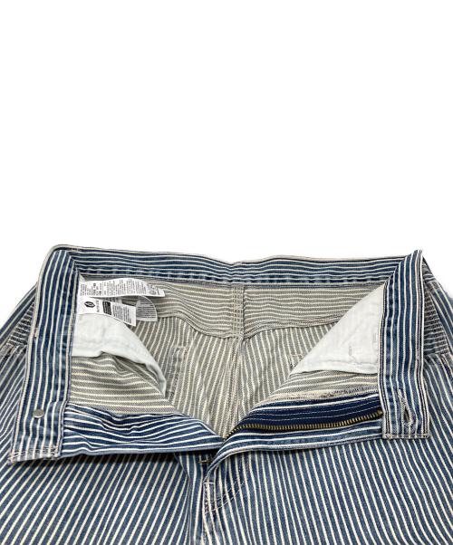LEVI'S（リーバイス）LEVI'S (リーバイス) 568 STAY LOOSE CARPENTER(ゴーロクハチ　ステイ　ルーズ　カーペンター) ブルー×ホワイト サイズ: W32×L32の古着・服飾アイテム