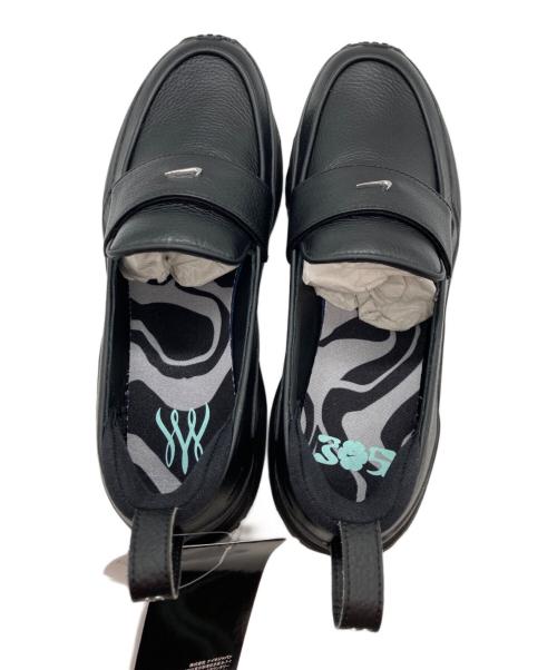 NIKE（ナイキ）NIKE (ナイキ) W AIR MAX PHENOMENA SWDC BLACK/METALLIC SILVER-METALLIC SILVER ブラック サイズ:26 未使用品の古着・服飾アイテム