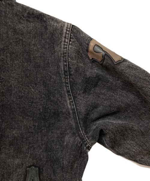 AVIREX（アヴィレックス）AVIREX (アヴィレックス) LEATHER PATCH DENIM JACKET(レザー パッチ デニム ジャケット) ブラック サイズ:SIZELの古着・服飾アイテム