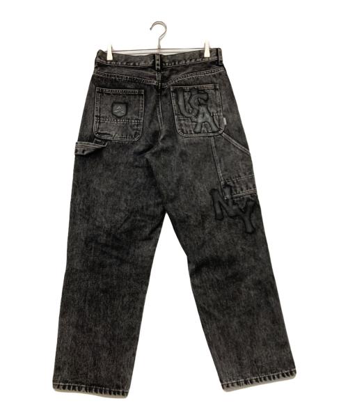 AVIREX（アヴィレックス）AVIREX (アヴィレックス) LEATHER PATCH DENIM PANTS(レザー パッチ デニム パンツ) ブラック サイズ:SIZELの古着・服飾アイテム