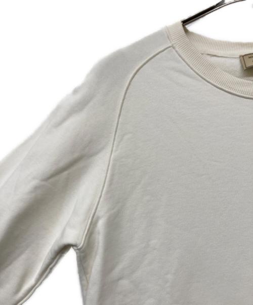 maison kitsune（メゾンキツネ）maison kitsune (メゾンキツネ) FOX PATCH クルーネックスウェット ホワイト サイズ:Sの古着・服飾アイテム