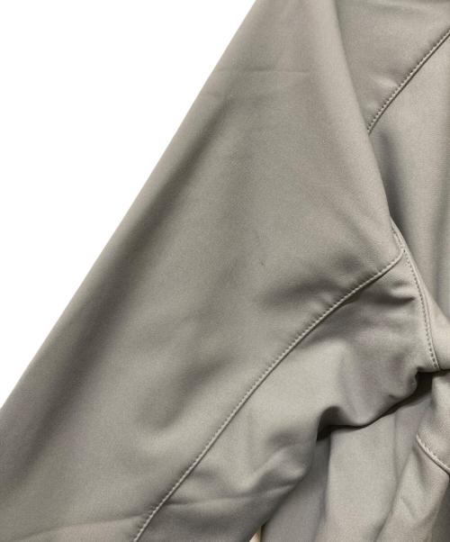 Columbia（コロンビア）Columbia (コロンビア) カスケードリッジIIIソフトシェル グレー サイズ:sizeMの古着・服飾アイテム