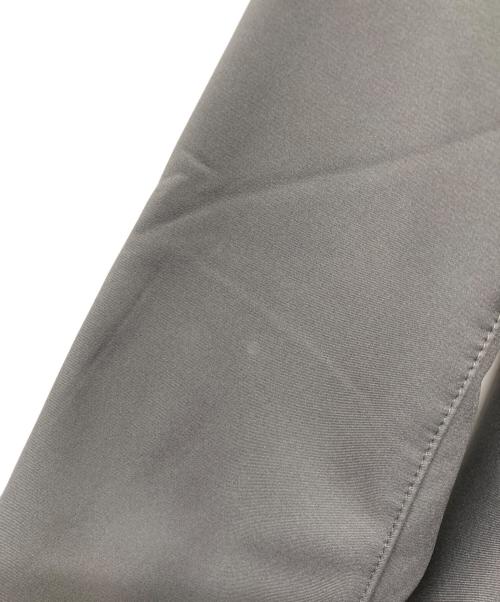 Columbia（コロンビア）Columbia (コロンビア) カスケードリッジIIIソフトシェル グレー サイズ:sizeMの古着・服飾アイテム