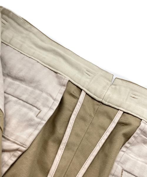URU（ウル）URU (ウル) 2 TUCK WIDE PANTS(TYPE A)ツータック ワイド パンツ（タイプ エー） ブラウン サイズ:SIZE3の古着・服飾アイテム