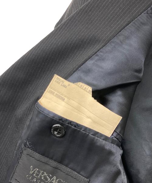 VERSACE（ヴェルサーチ）VERSACE (ヴェルサーチ) 3Bテーラードジャケット ブラック サイズ:不明の古着・服飾アイテム